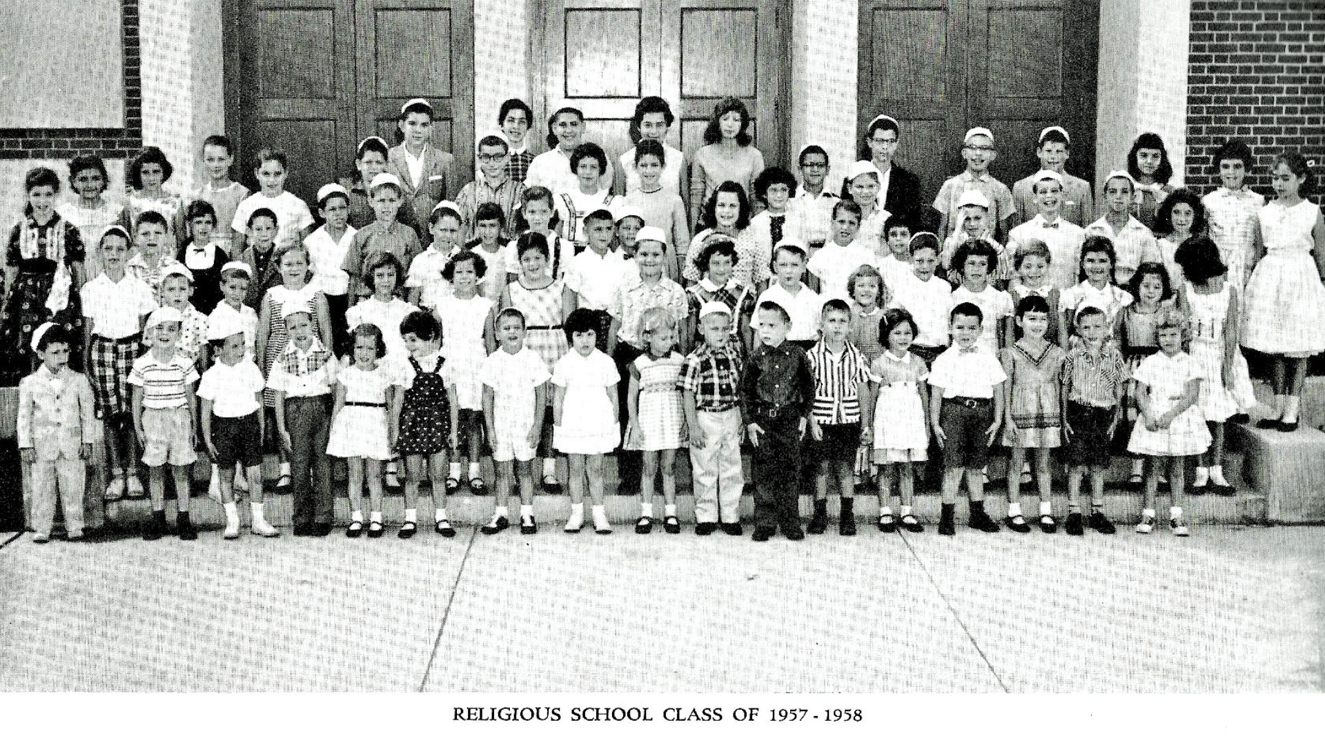 The author's Sunday School class at Temple Agudath Shalom in 1957. The author is the fifth child from the right in the second row. Her sister, Susan, is the first child on the right in the third row.